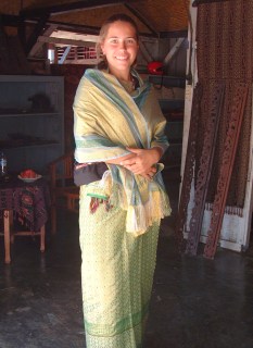 All dressed up, Lombok style!