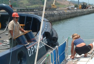 The tug workers were very impressed with Amanda's rope skills.  Well, so are we!