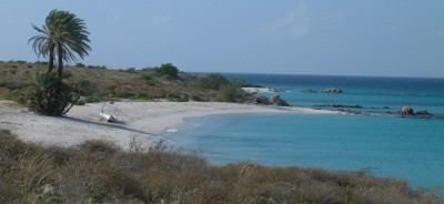 A sweeping Blanquilla beach and bay