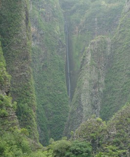 The world's 3rd highest waterfall is strangely difficult to see