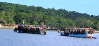 Drying seaweed, ashore and on boats