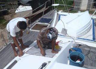 Meng begins to remove the "eyebrows" on cabintop