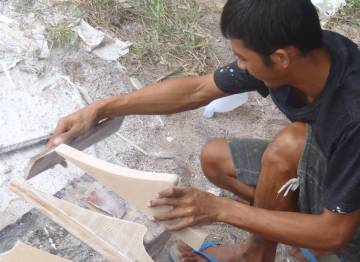 Max shaping & glassing the salon floor supports