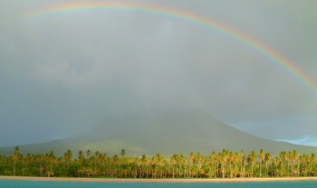 A rainbow over Nevis Peak