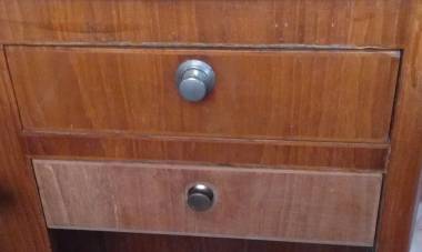 Houa's new drawer - note how wood grain continues down
