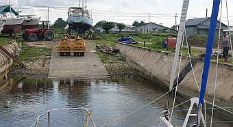 Approaching Helena Base slipway and trailer