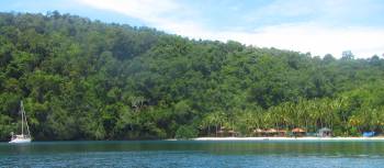 Per Ardua anchored off Triton Bay Divers Resort