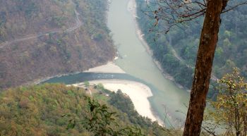 Winding roads along Ranjit and Teesta Rivers, W. Bengal to Sikkim