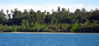 Adi Island, SE anchorage